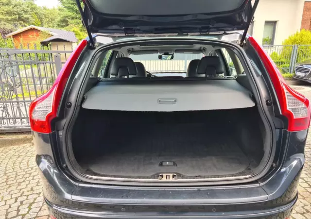 VOLVO XC 60 D3 Momentum