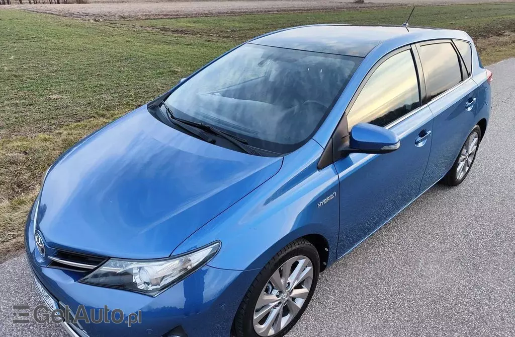 TOYOTA Auris 1.8 VVT-i (136 KM) Hybrid E-CVT