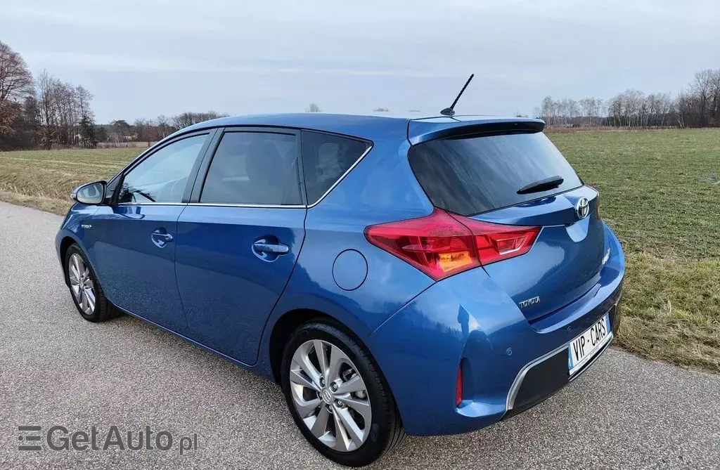 TOYOTA Auris 1.8 VVT-i (136 KM) Hybrid E-CVT
