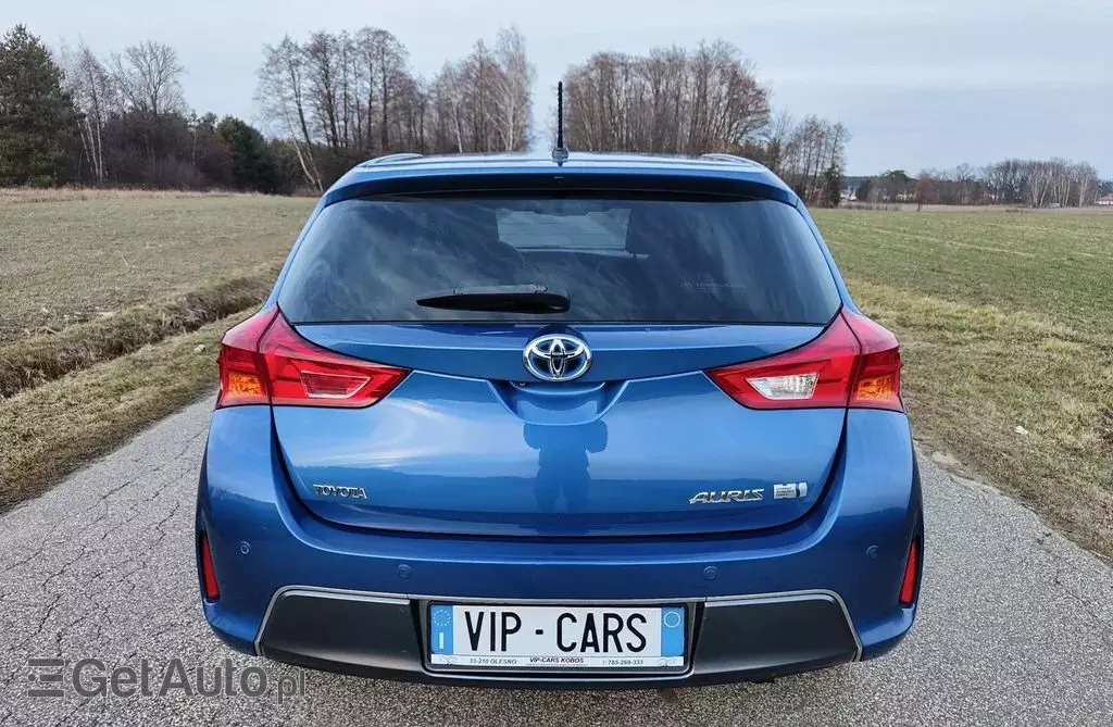 TOYOTA Auris 1.8 VVT-i (136 KM) Hybrid E-CVT