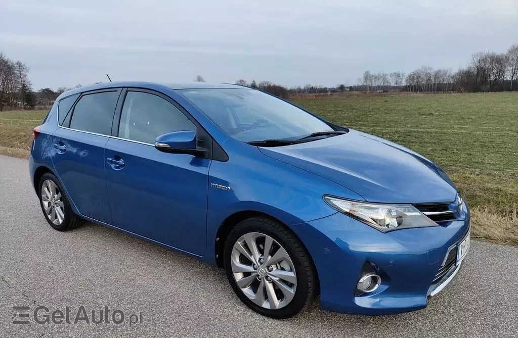 TOYOTA Auris 1.8 VVT-i (136 KM) Hybrid E-CVT