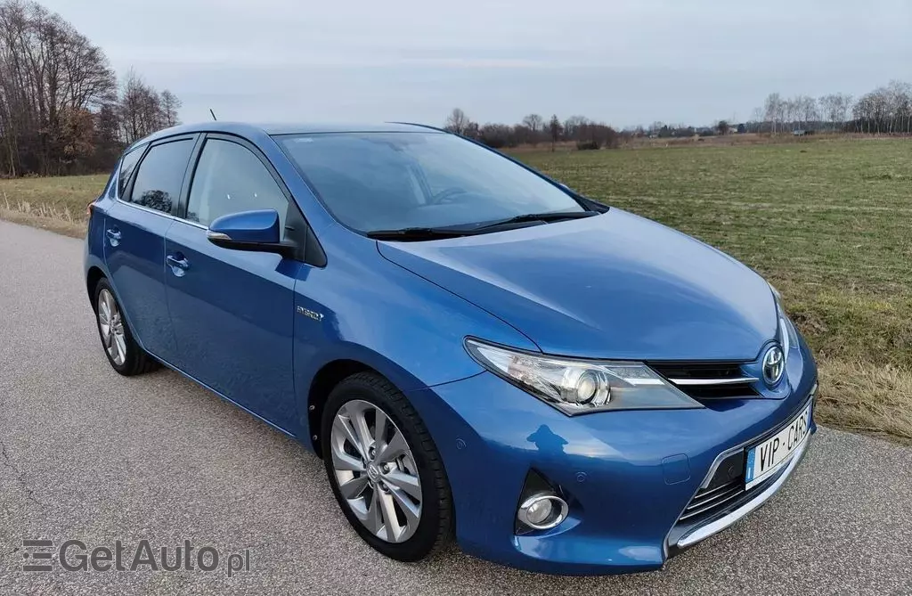 TOYOTA Auris 1.8 VVT-i (136 KM) Hybrid E-CVT