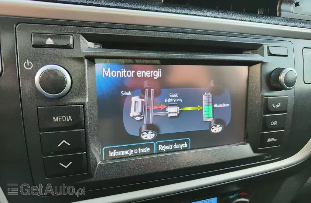 TOYOTA Auris 1.8 VVT-i (136 KM) Hybrid E-CVT