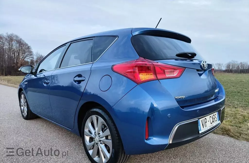 TOYOTA Auris 1.8 VVT-i (136 KM) Hybrid E-CVT
