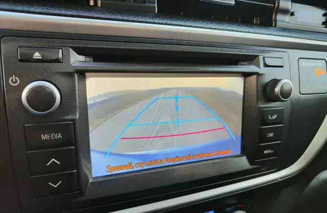 TOYOTA Auris 1.8 VVT-i (136 KM) Hybrid E-CVT