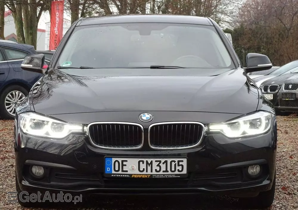 BMW Seria 3 318d Touring