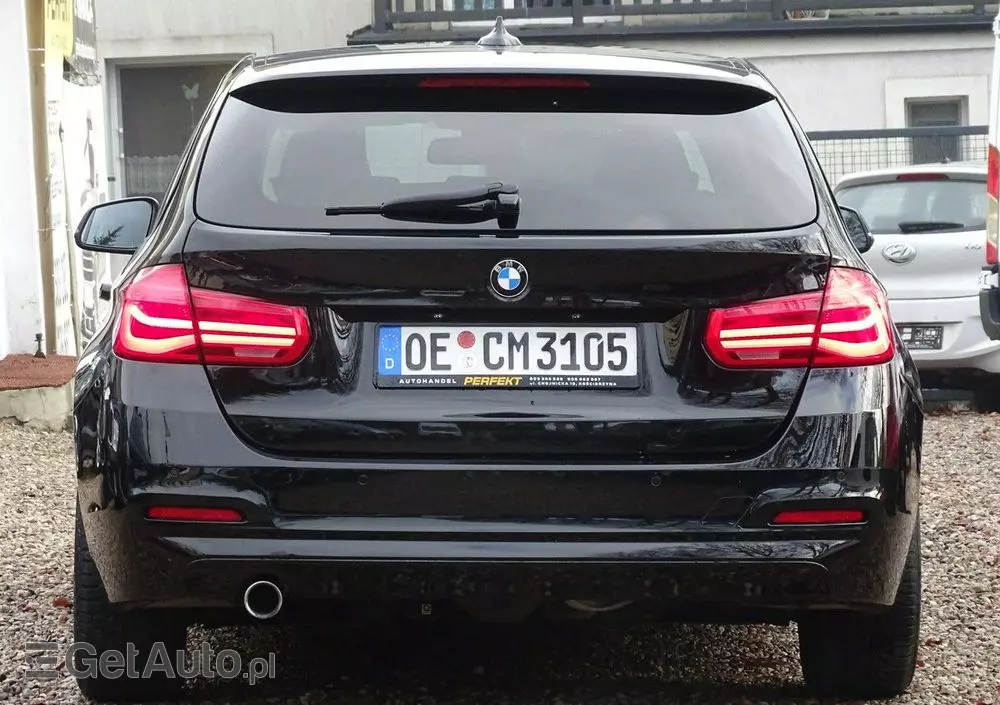 BMW Seria 3 318d Touring