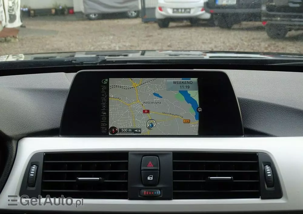 BMW Seria 3 318d Touring