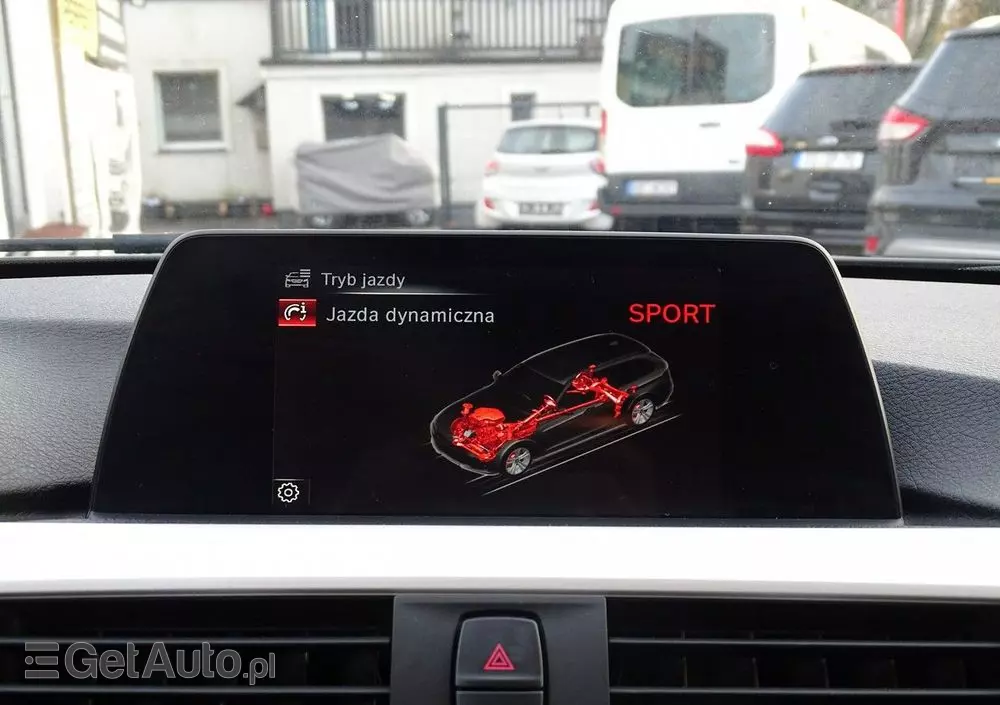 BMW Seria 3 318d Touring