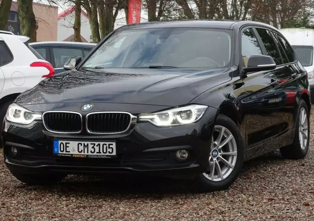 BMW Seria 3 318d Touring