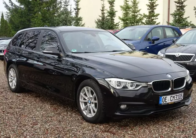 BMW Seria 3 318d Touring