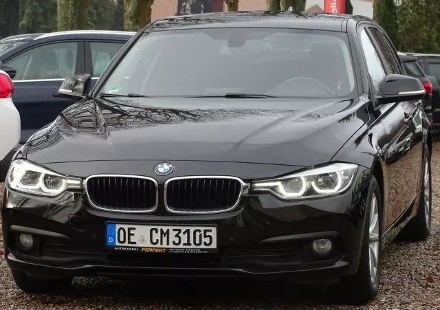 BMW Seria 3 318d Touring