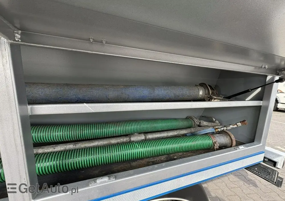 MITSUBISHI Canter 7C18 3.0/150 KM Asenizcyjny 