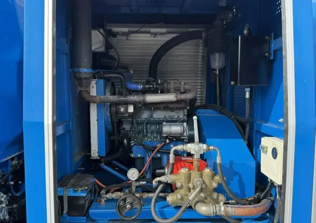 MITSUBISHI Canter 7C18 3.0/150 KM Asenizcyjny 