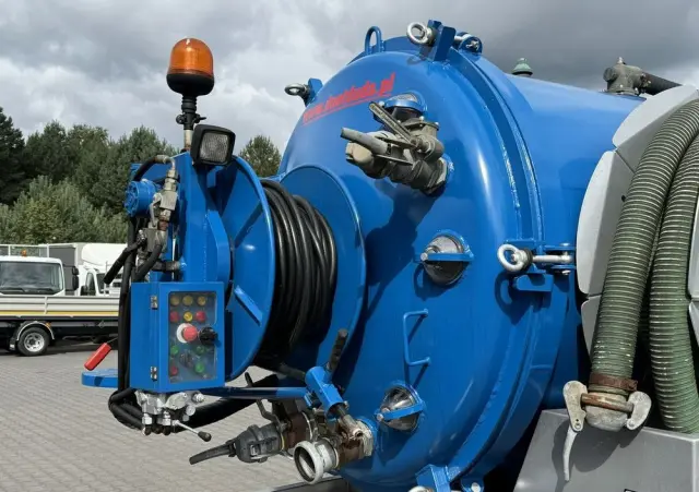 MITSUBISHI Canter 7C18 3.0/150 KM Asenizcyjny 