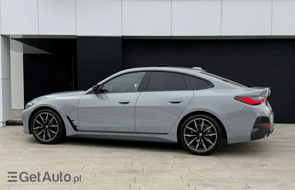 BMW Seria 4 420d xDrive Sport-Aut M Sport