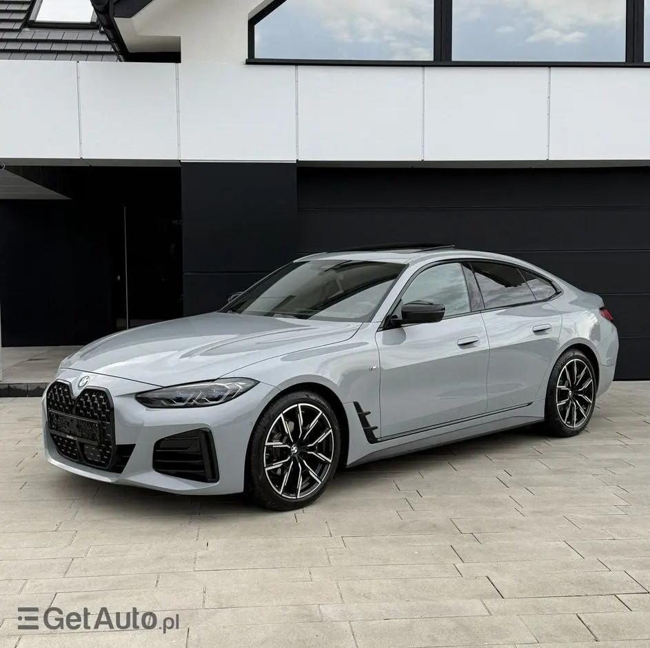 BMW Seria 4 420d xDrive Sport-Aut M Sport