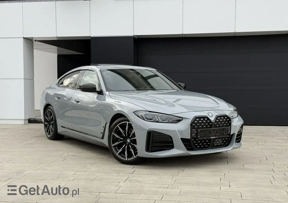 BMW Seria 4 420d xDrive Sport-Aut M Sport