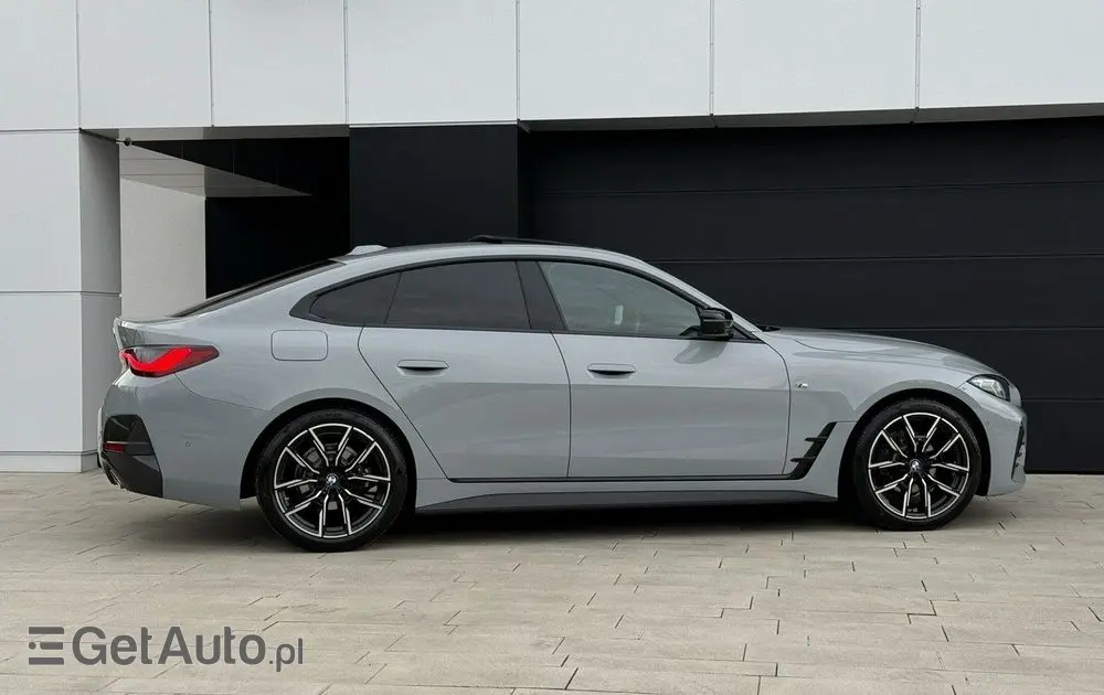 BMW Seria 4 420d xDrive Sport-Aut M Sport