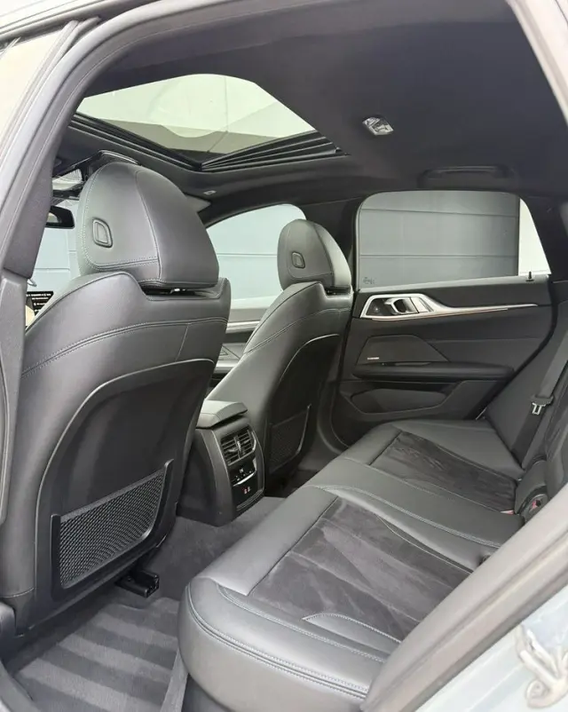 BMW Seria 4 420d xDrive Sport-Aut M Sport