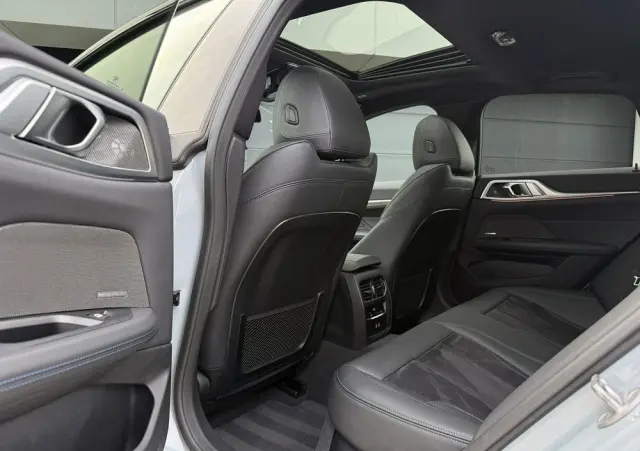 BMW Seria 4 420d xDrive Sport-Aut M Sport