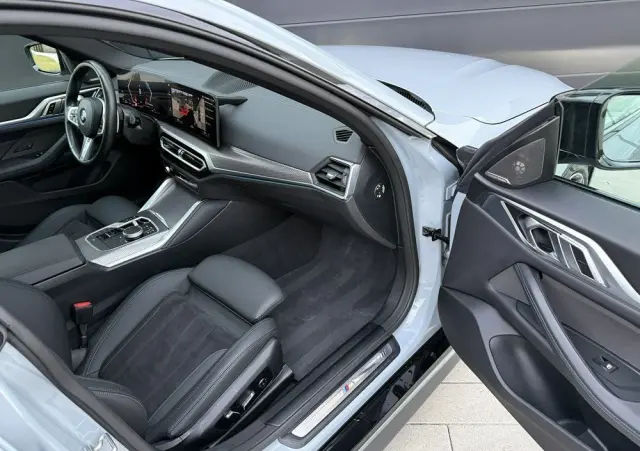 BMW Seria 4 420d xDrive Sport-Aut M Sport