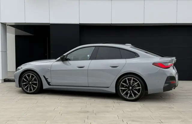 BMW Seria 4 420d xDrive Sport-Aut M Sport