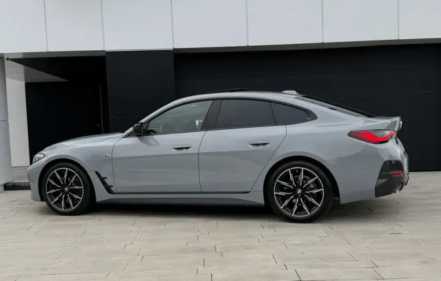 BMW Seria 4 420d xDrive Sport-Aut M Sport