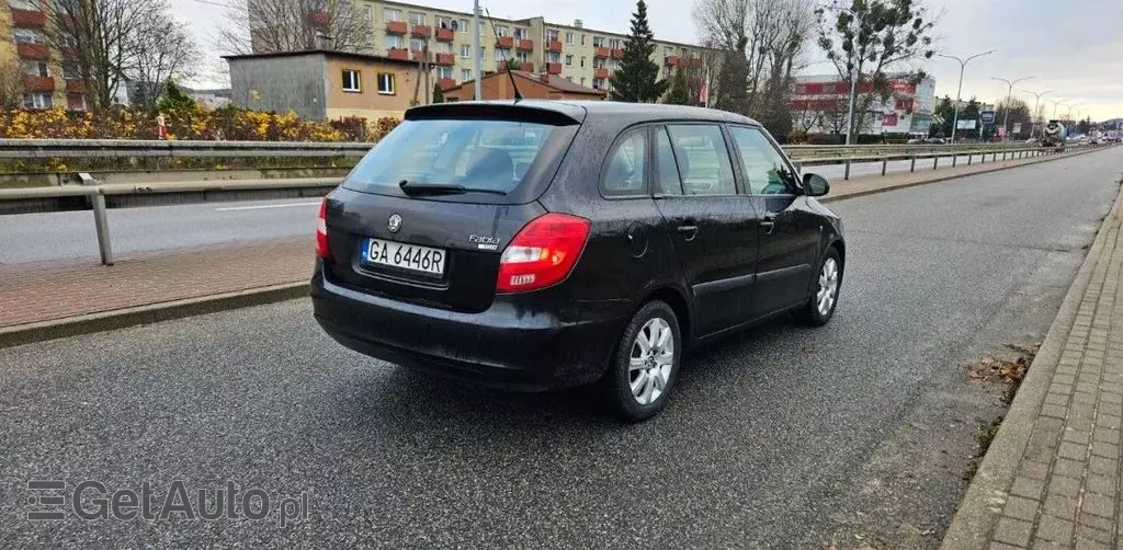 SKODA Fabia 