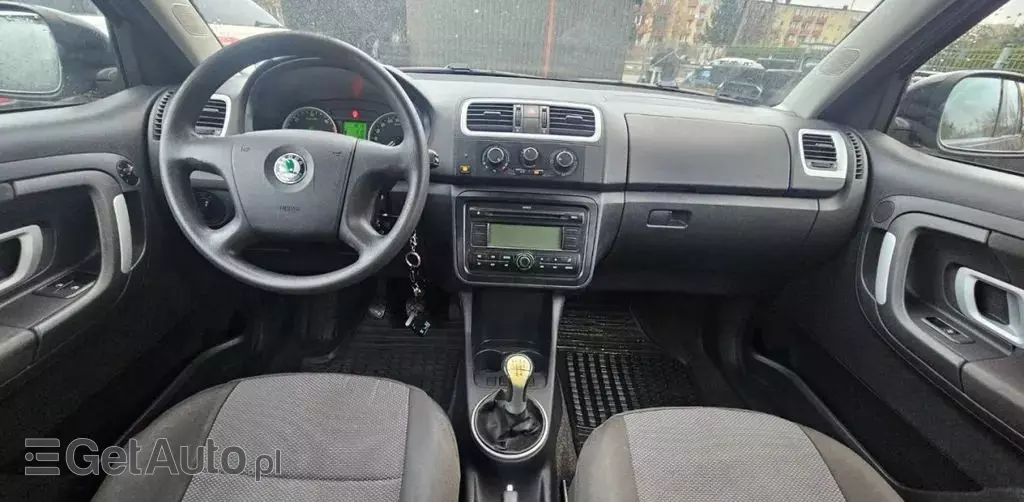 SKODA Fabia 
