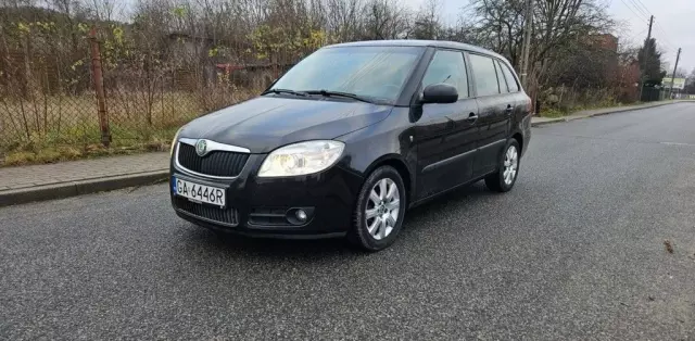 SKODA Fabia 