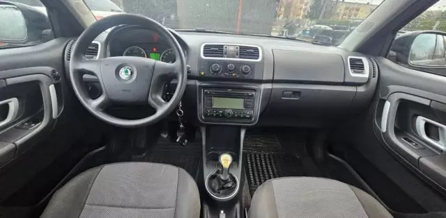 SKODA Fabia 