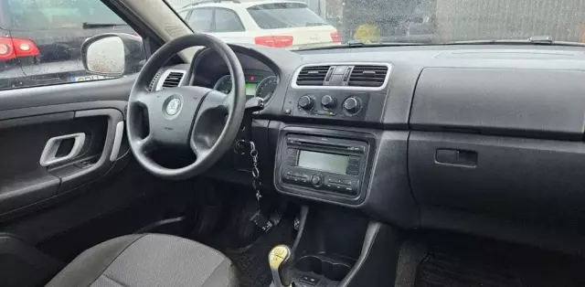 SKODA Fabia 