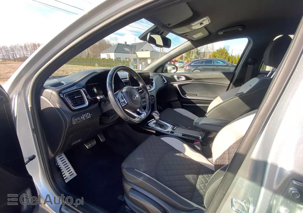 KIA Ceed 1.6 CRDi mHEV GT-Line