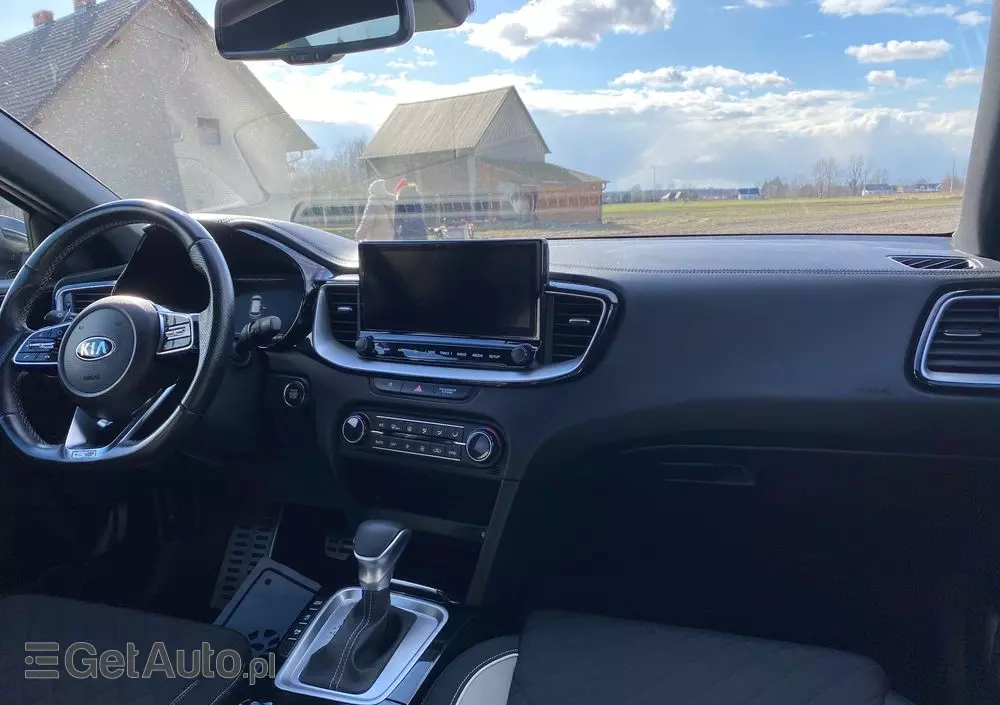 KIA Ceed 1.6 CRDi mHEV GT-Line