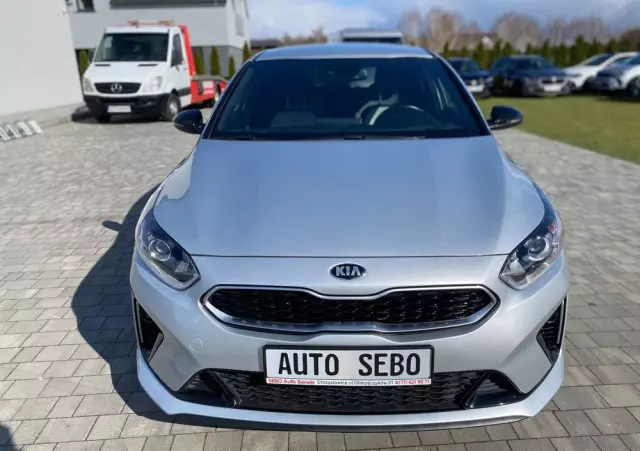 KIA Ceed 1.6 CRDi mHEV GT-Line