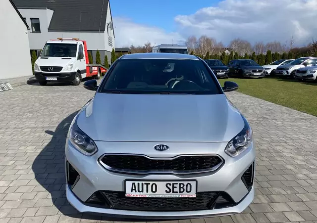 KIA Ceed 1.6 CRDi mHEV GT-Line