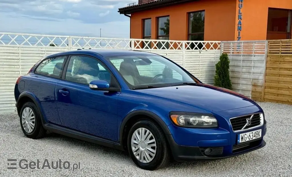 VOLVO C30 