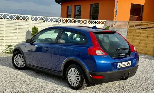 VOLVO C30 