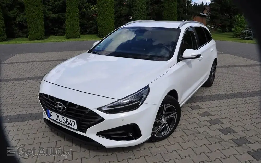 HYUNDAI I30 1.6 CRDI DCT Select
