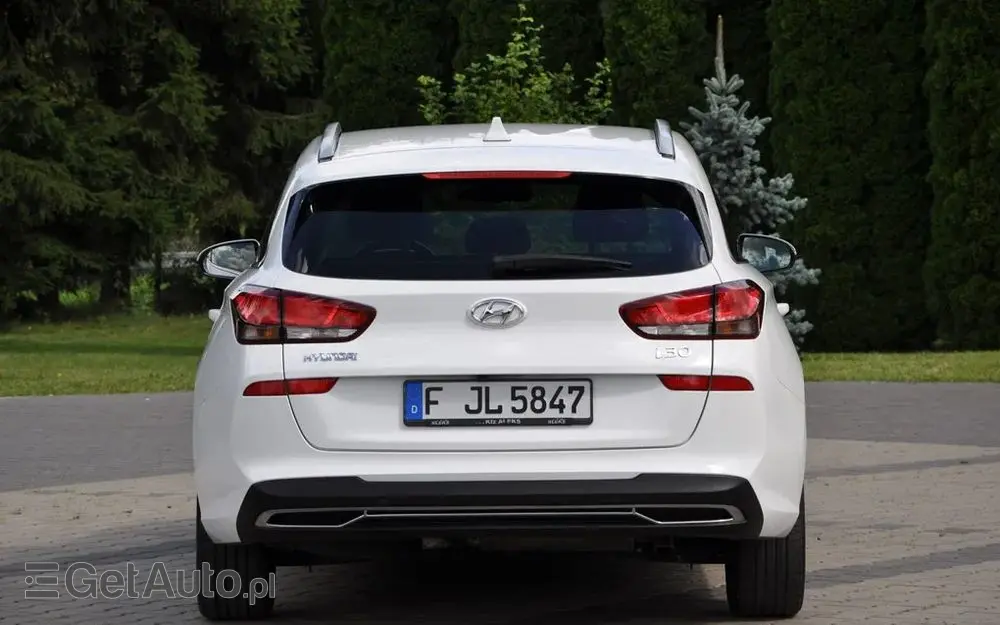HYUNDAI I30 1.6 CRDI DCT Select