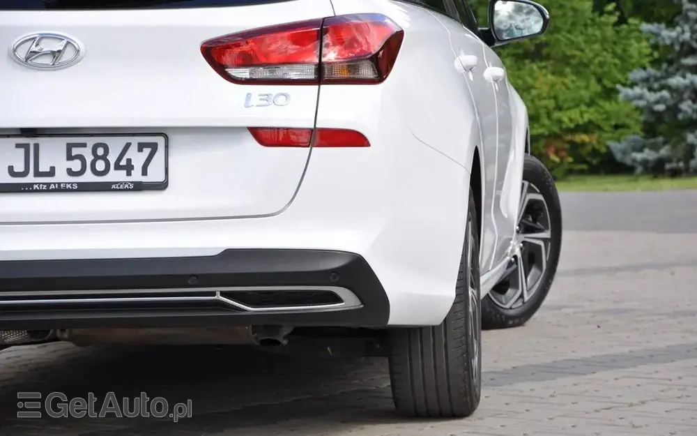 HYUNDAI I30 1.6 CRDI DCT Select