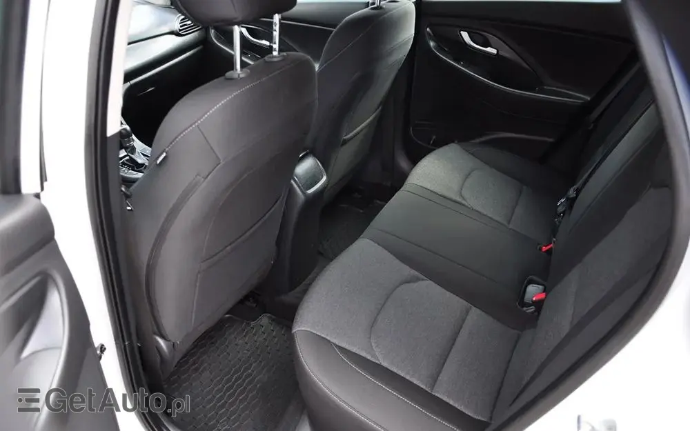 HYUNDAI I30 1.6 CRDI DCT Select