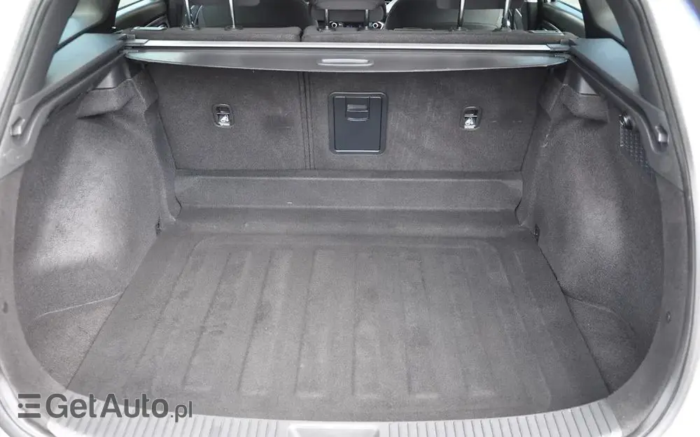 HYUNDAI I30 1.6 CRDI DCT Select