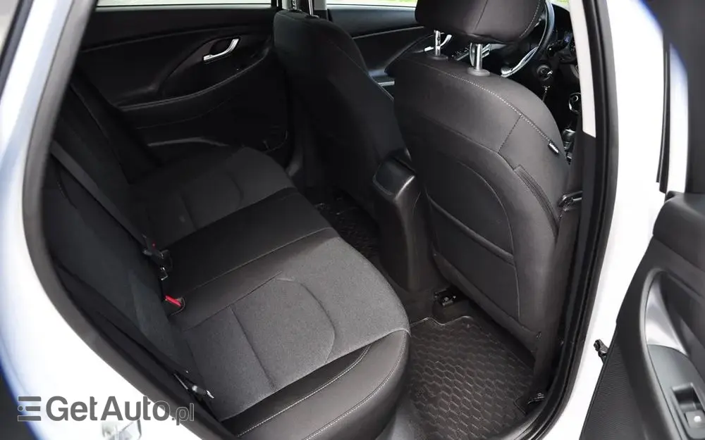 HYUNDAI I30 1.6 CRDI DCT Select