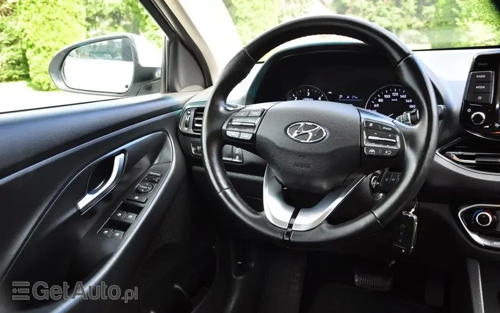 HYUNDAI I30 1.6 CRDI DCT Select