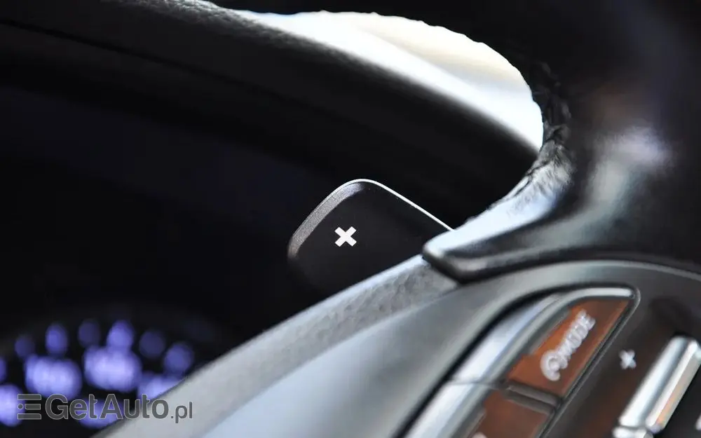 HYUNDAI I30 1.6 CRDI DCT Select