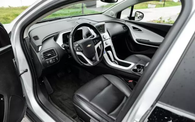 CHEVROLET Volt 