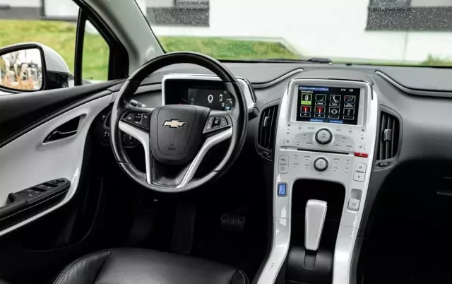 CHEVROLET Volt 