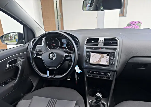 VOLKSWAGEN Polo 1.4 TDI Blue Motion Technology Allstar